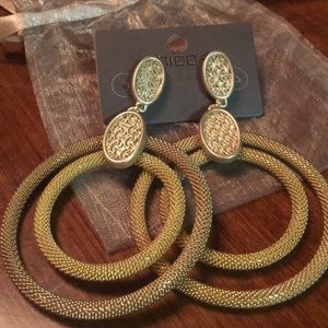 Fashion earrings